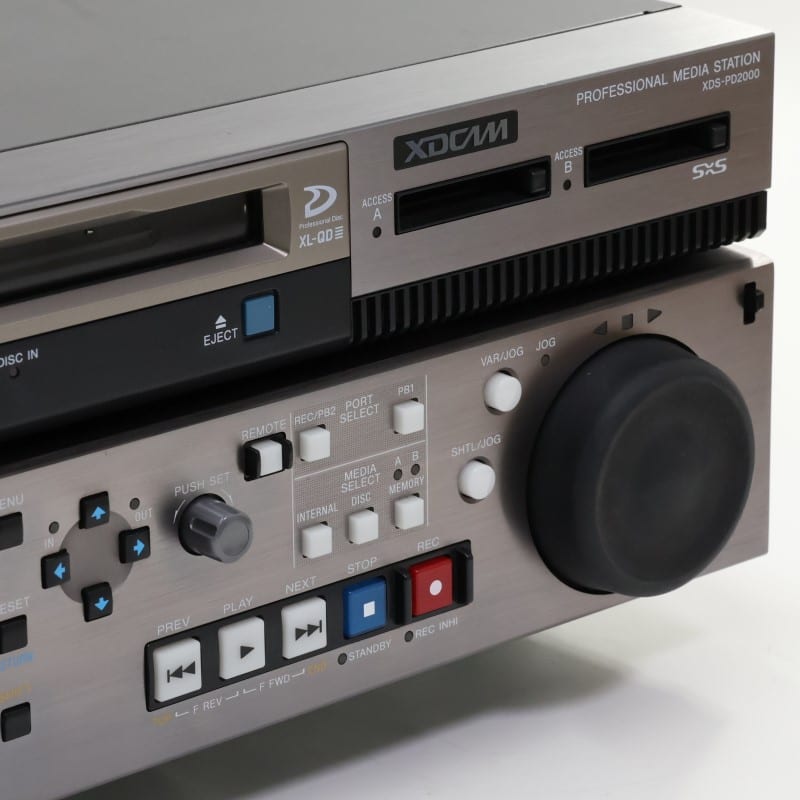 XDS-PD2000 [XDCAMプロフェッショナルメディアステーション]