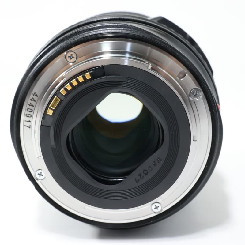 EF 24-105mm F4 L IS USM
