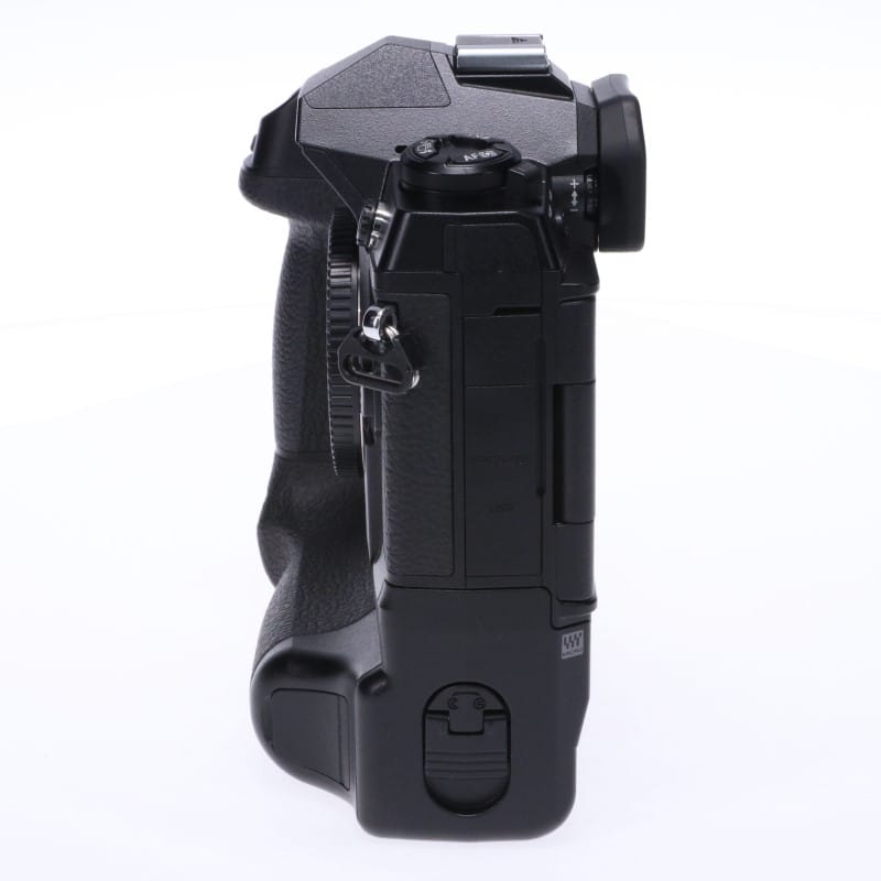 OM-D E-M1X ボディー