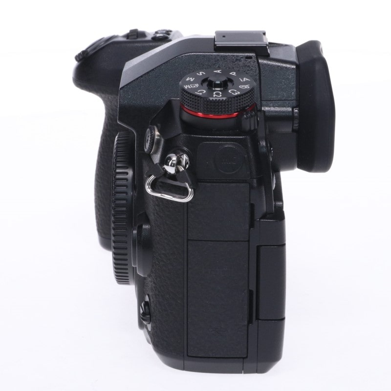LUMIX G9 Pro DC-G9