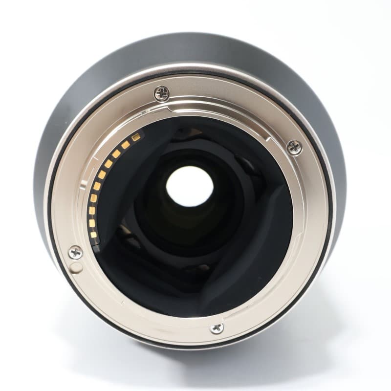 70-300mm F/4.5-6.3 Di III RXD (Model A047) ソニー E マウント用