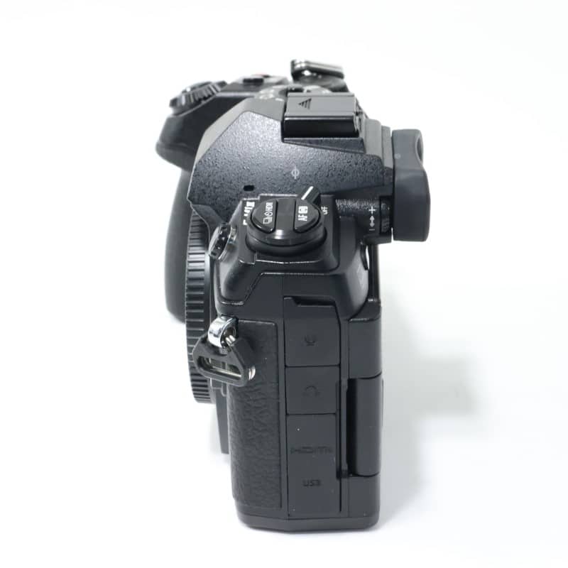 OM-D E-M1 Mark II ボディー