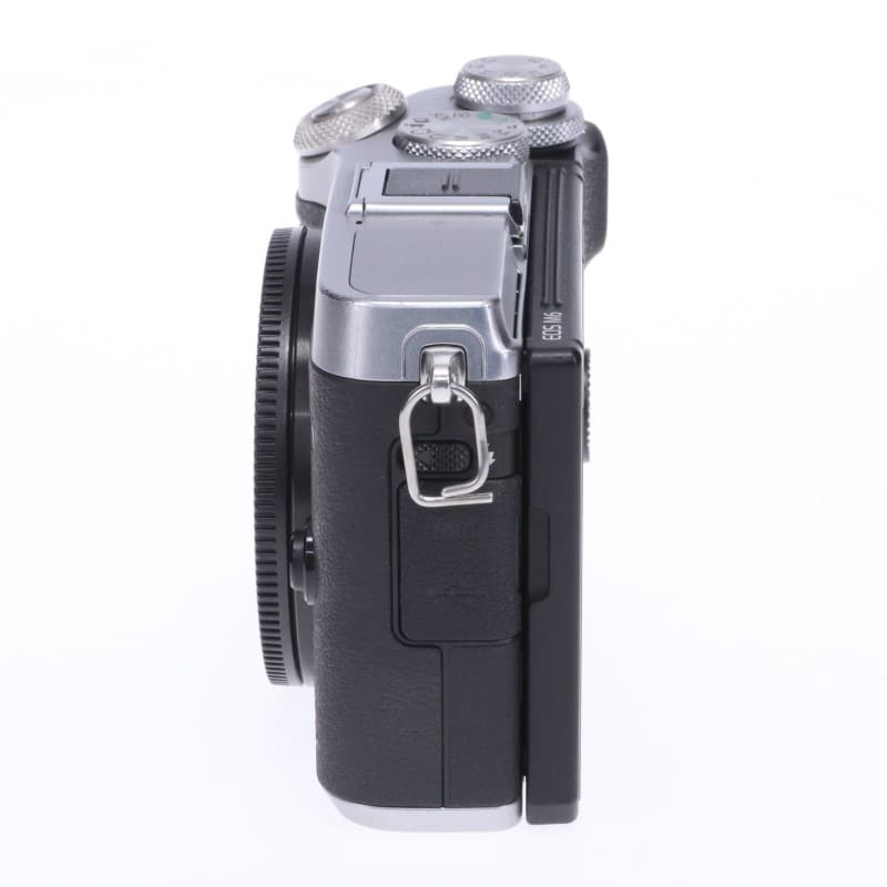 EOS M6 ボディー シルバー