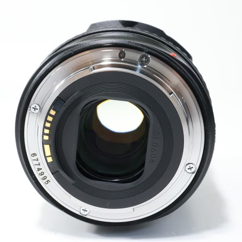 EF 24-105mm F4 L IS USM