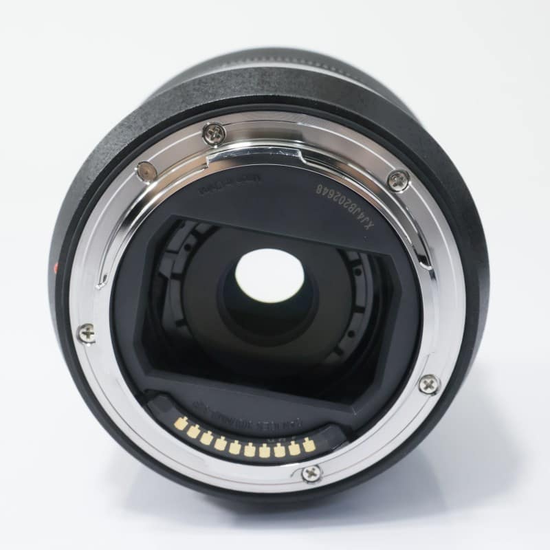 LUMIX S 20-60mm F3.5-5.6 S-R2060