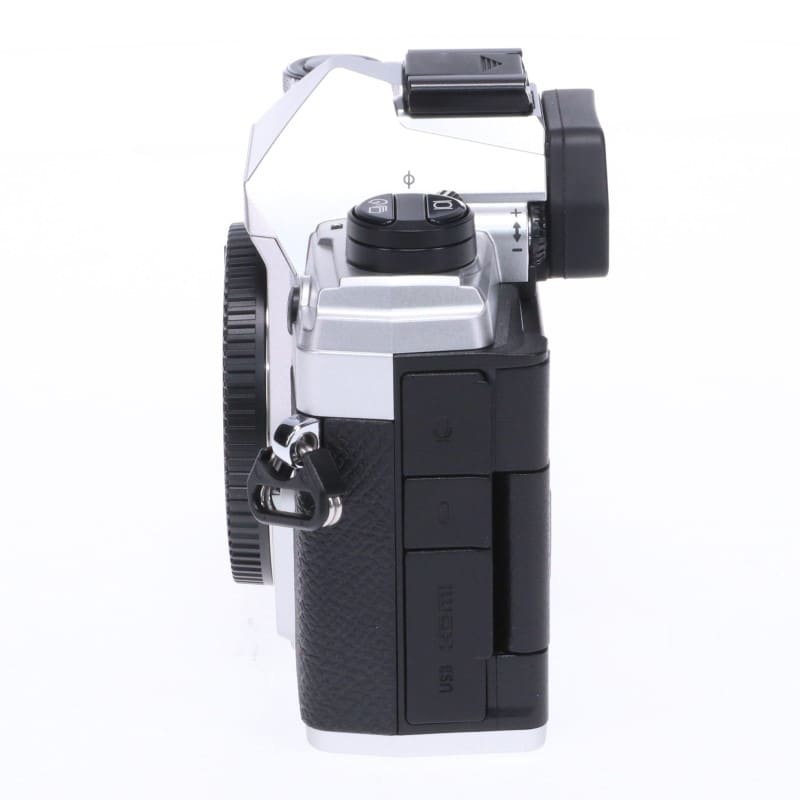 OM SYSTEM OM-5 ボディー シルバー