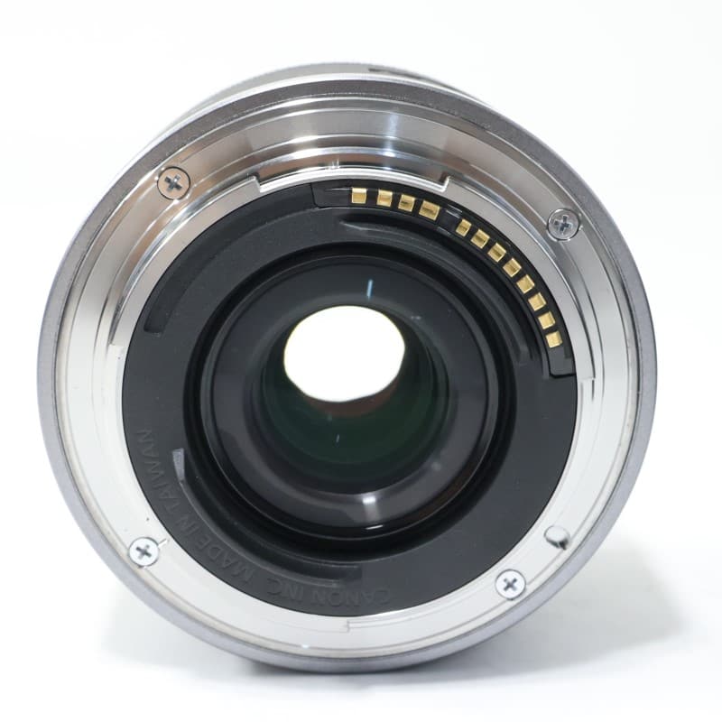 RF16mm F2.8 STM