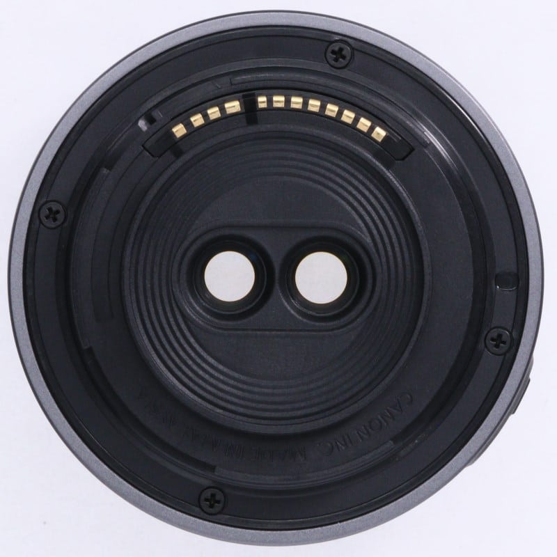 RF-S7.8mm F4 STM DUAL
