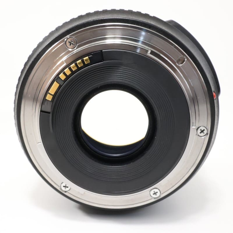 EF 35mm F2 IS USM