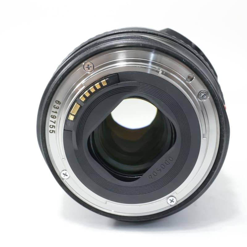 EF 24-105mm F4 L IS USM