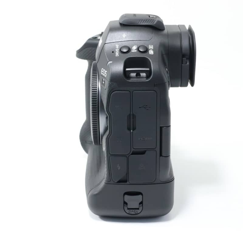 EOS R1 ボディー