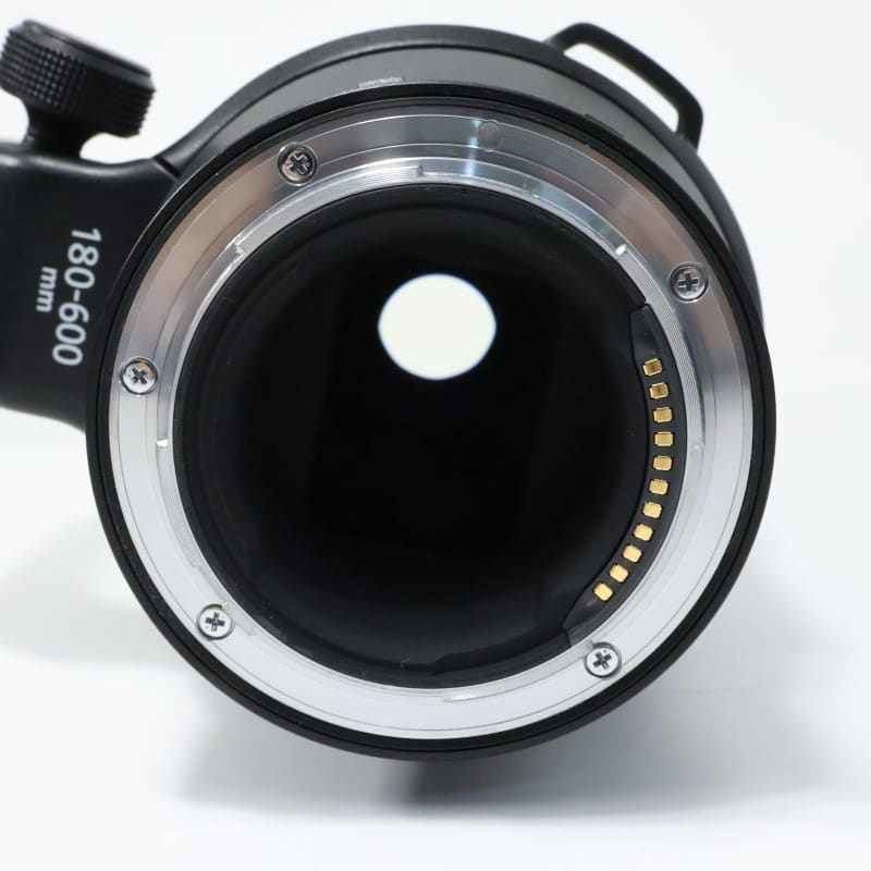 NIKKOR Z 180-600mm f/5.6-6.3 VR