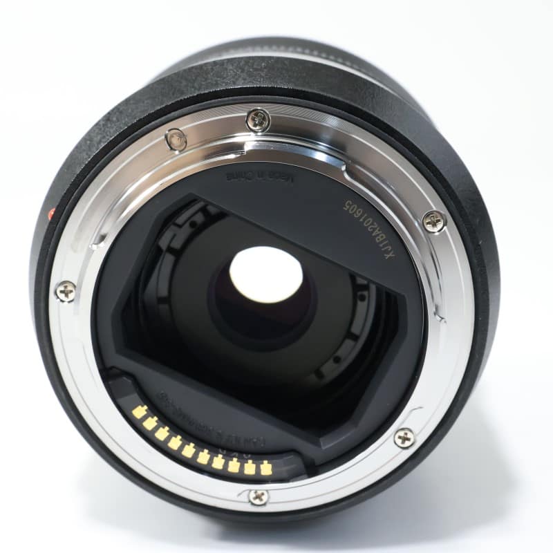 LUMIX S 20-60mm F3.5-5.6 S-R2060