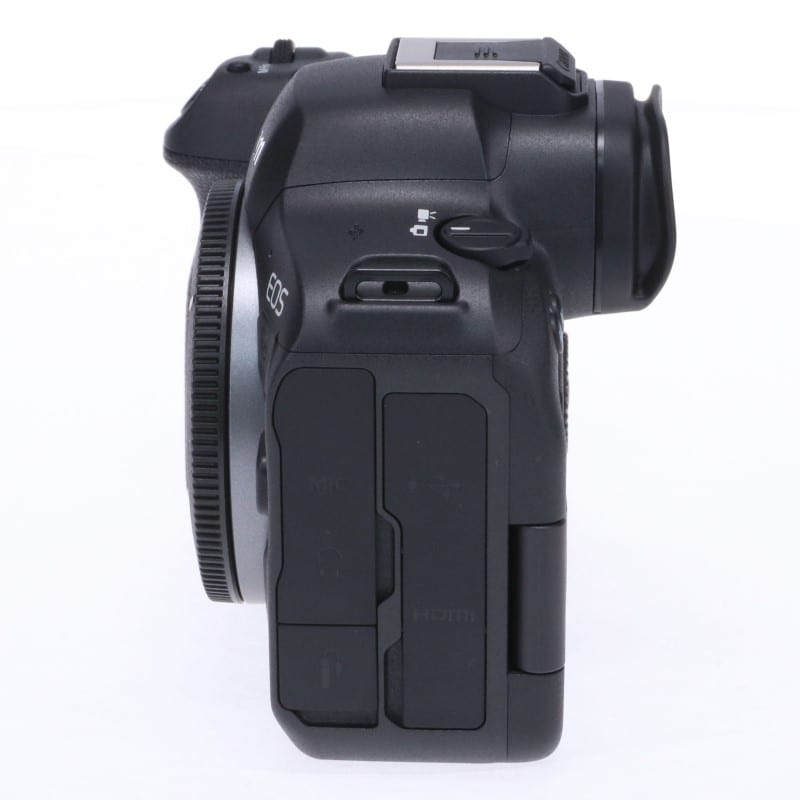EOS R6 Mark II ボディー