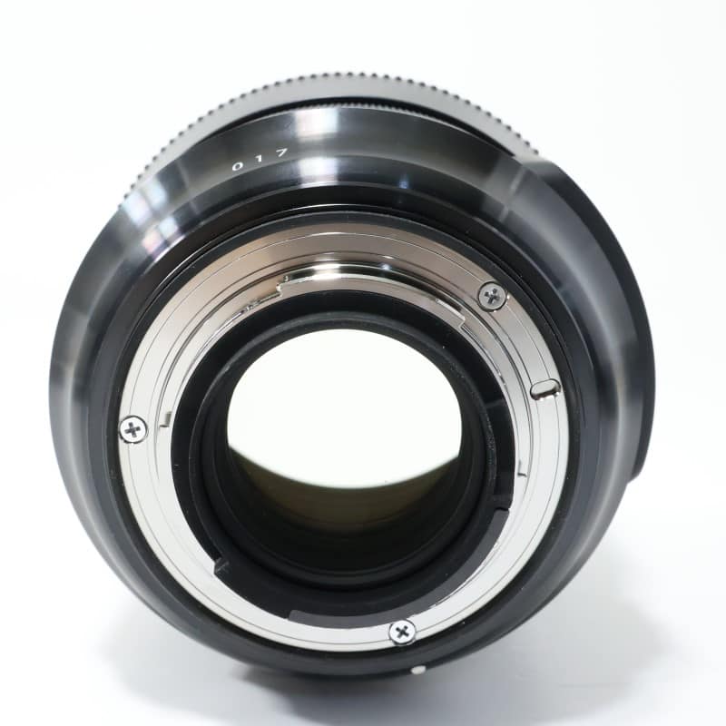 135mm F1.8 DG HSM Art ニコン