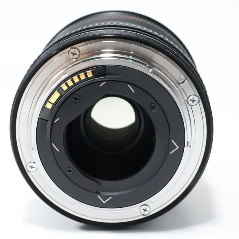 ヒア トシ【超美品】EF8-15mm F4L フィッシュアイ USM Amazon | Canon 超広角ズームレンズ EF8-15mm F4L フィッシュ