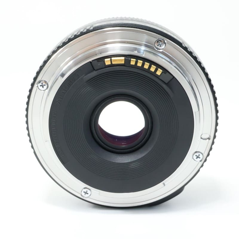 EF 40mm F2.8 STM ブラック