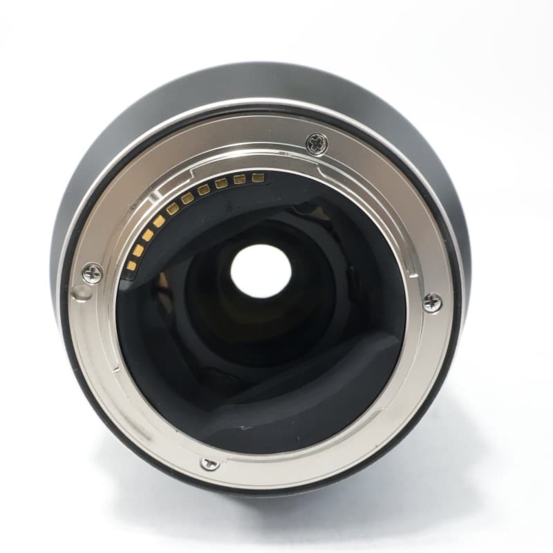 70-300mm F/4.5-6.3 Di III RXD (Model A047) ソニーEマウント