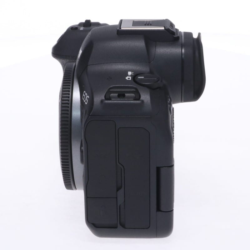 EOS R6 Mark II ボディー