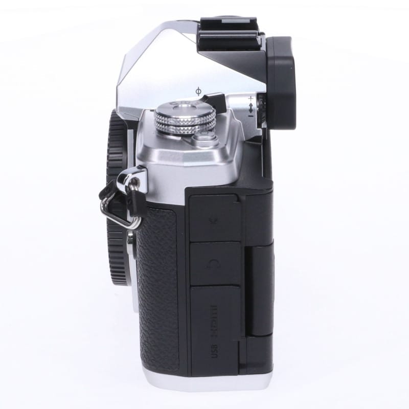 OM SYSTEM OM-3 ボディー シルバー