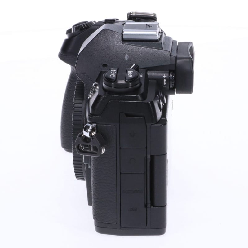 OM-D E-M1 Mark III ボディー