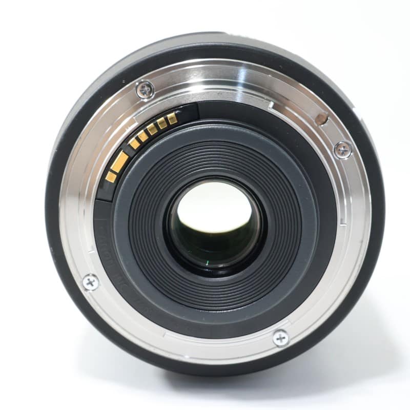 EF-S 18-135mm F3.5-5.6 IS USM