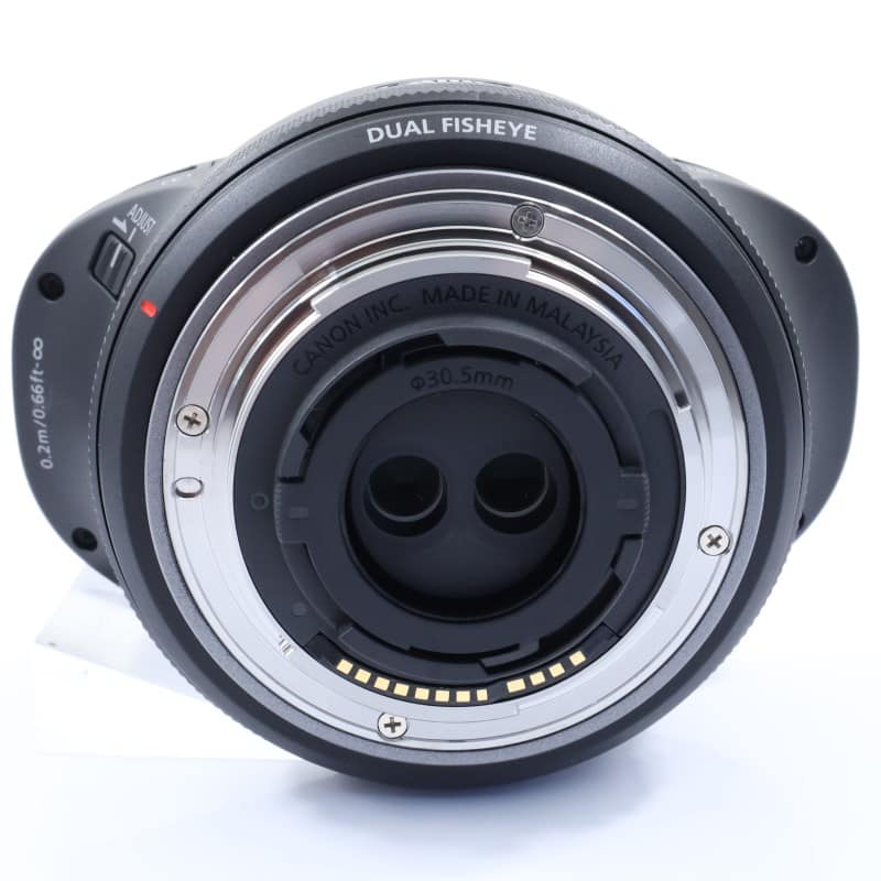 RF-S3.9mm F3.5 STM DUAL FISHEYE