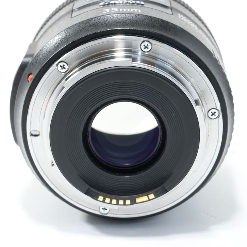 EF 35mm F2 IS USM