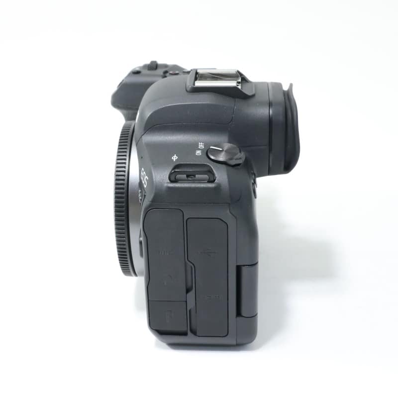 EOS R6 ボディー