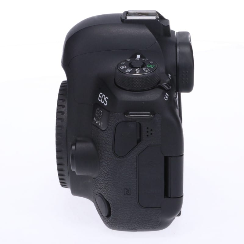 EOS 6D Mark II ボディー