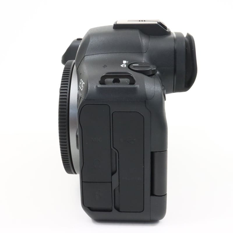 EOS R6 Mark II ボディー