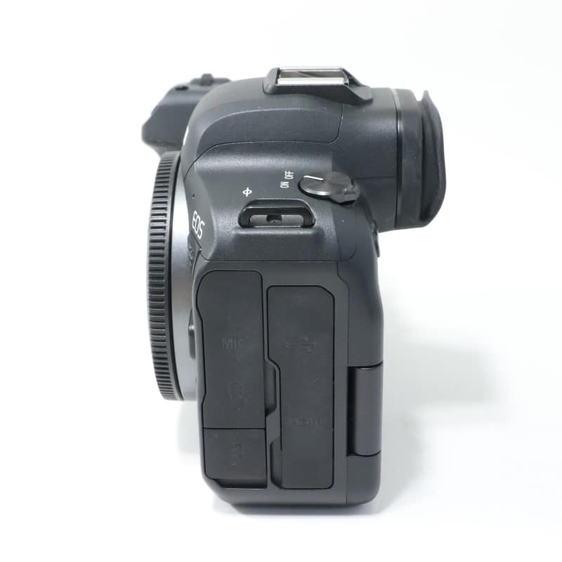 EOS R6 ボディー