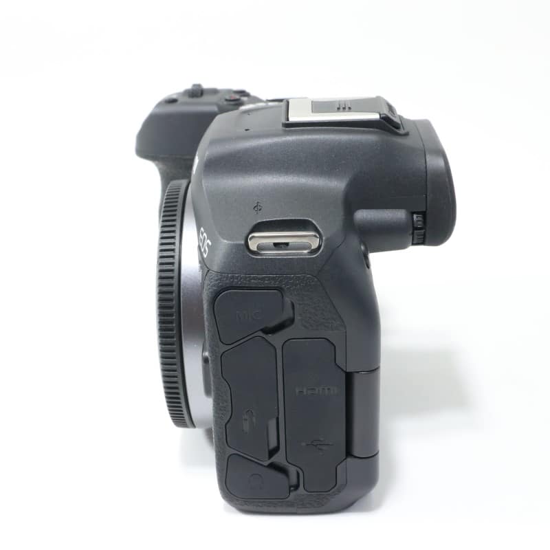 EOS R7 ボディー