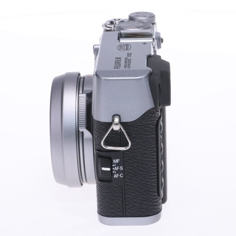 FinePix X100