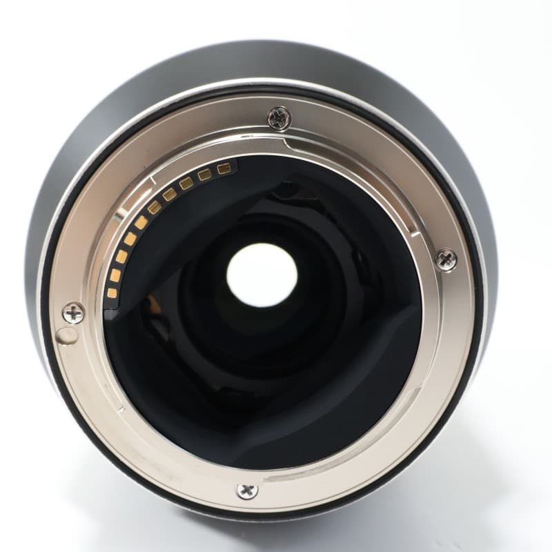 70-300mm F/4.5-6.3 Di III RXD (Model A047) ソニー E マウント用