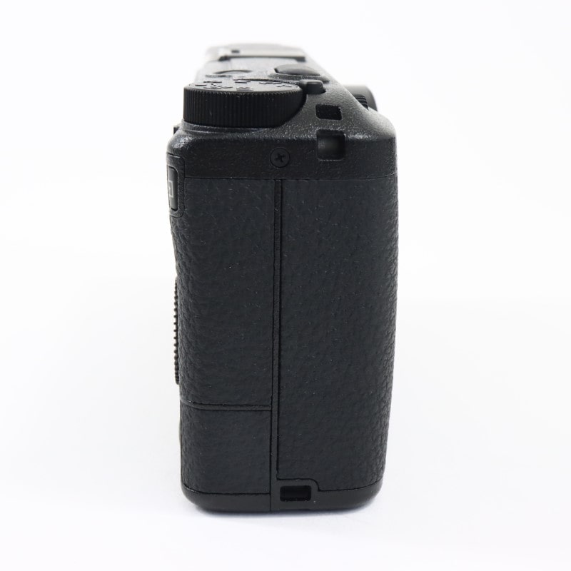 【美品】RICOH GRIIIX Amazon | RICOH GR IIIx デジタルカメラ 【焦点距離 40mm / 24.2M APS