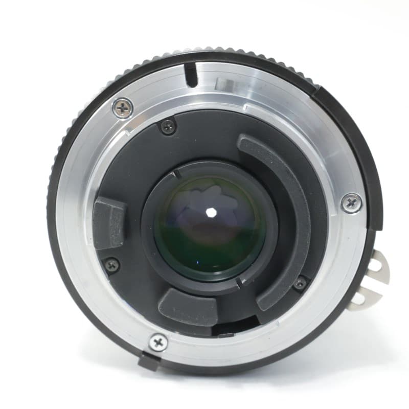 AI Nikkor 28mm f/2.8S