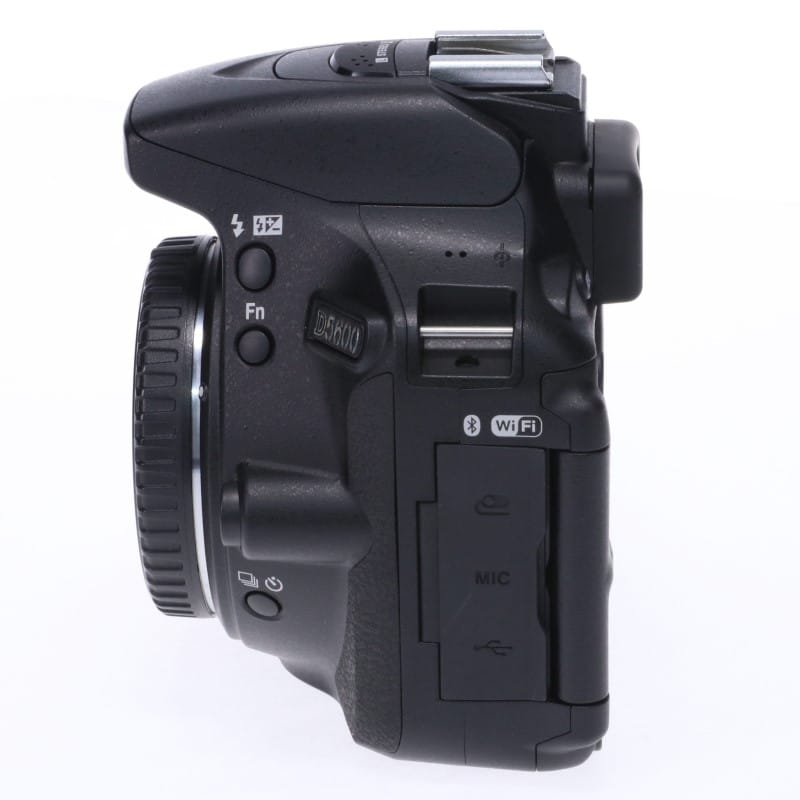 D5600 ボディ