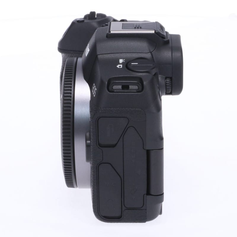 EOS R8 ボディー