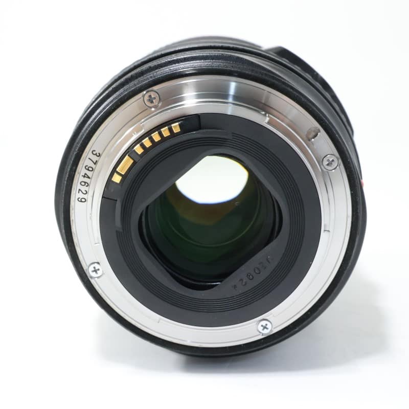 EF 24-105mm F4 L IS USM