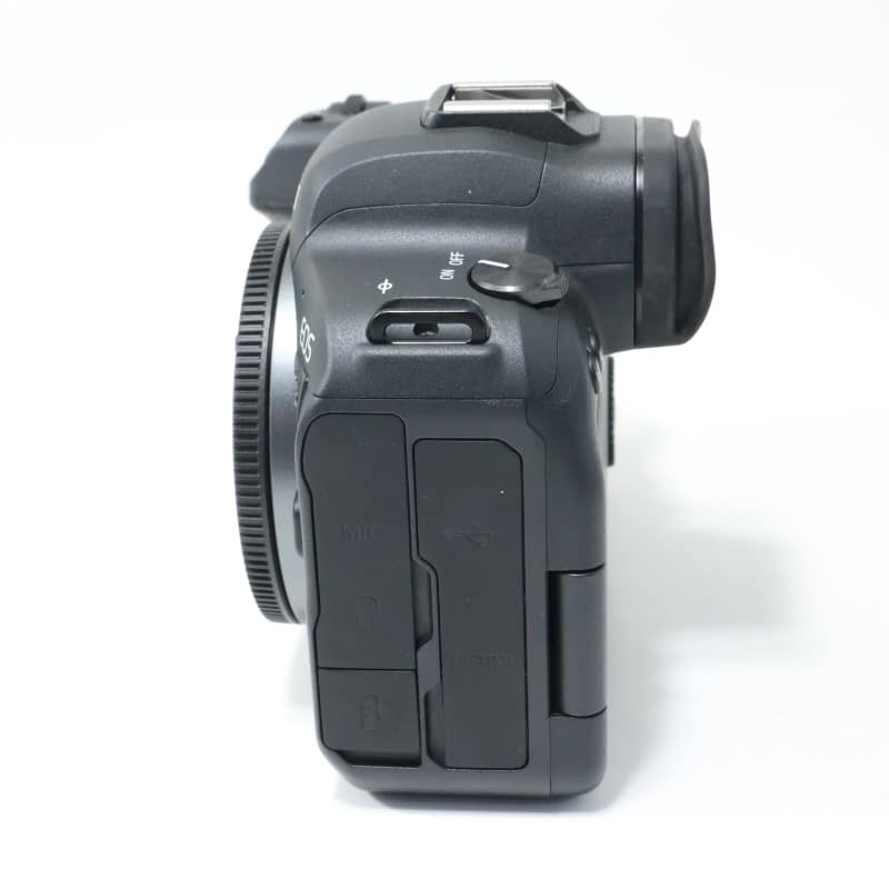 EOS R6 ボディー