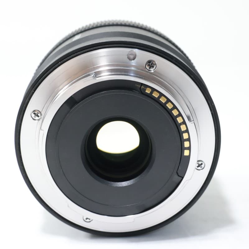 E 11mm F1.8 SEL11F18