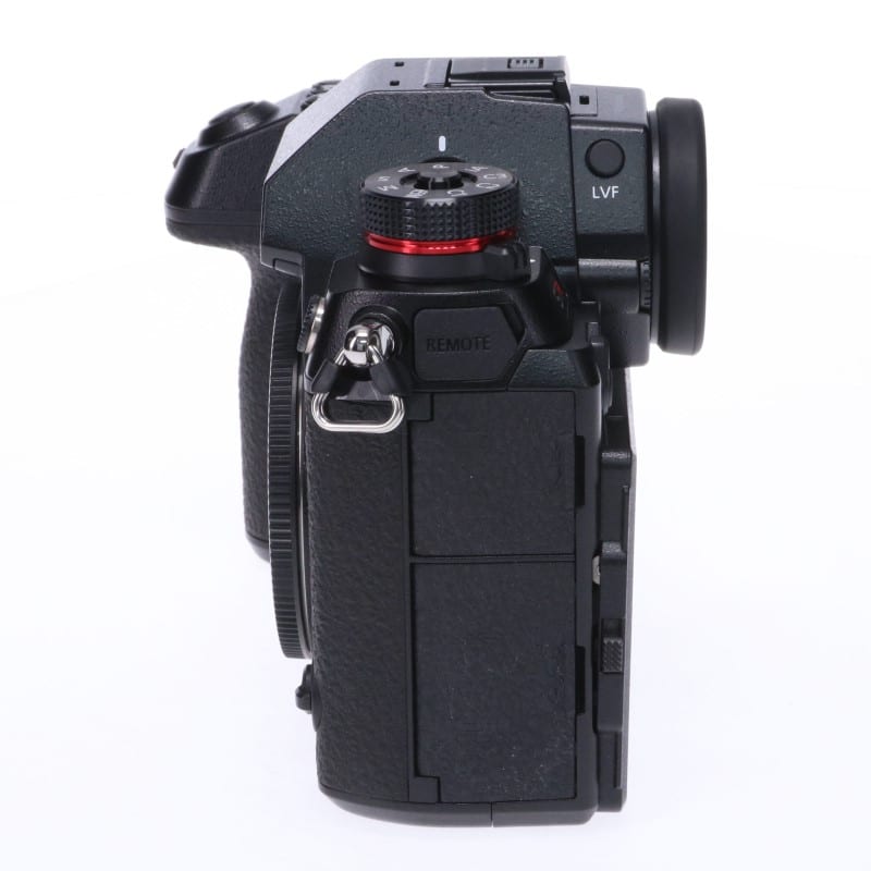 LUMIX S1R ボディ DC-S1R-K