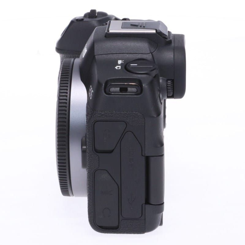EOS R8 ボディー