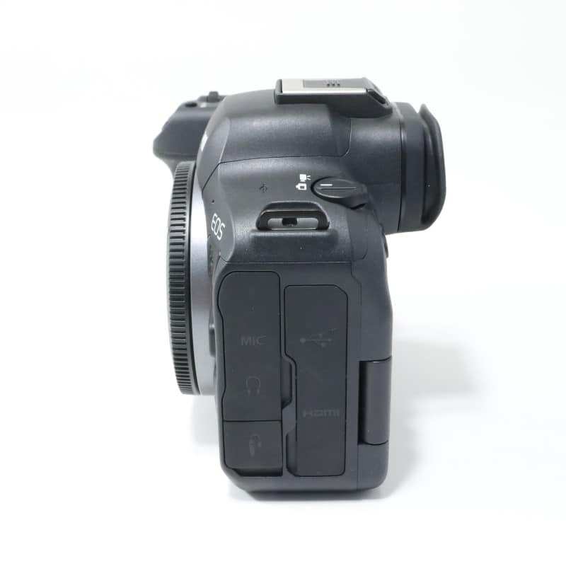 EOS R6 Mark II ボディー