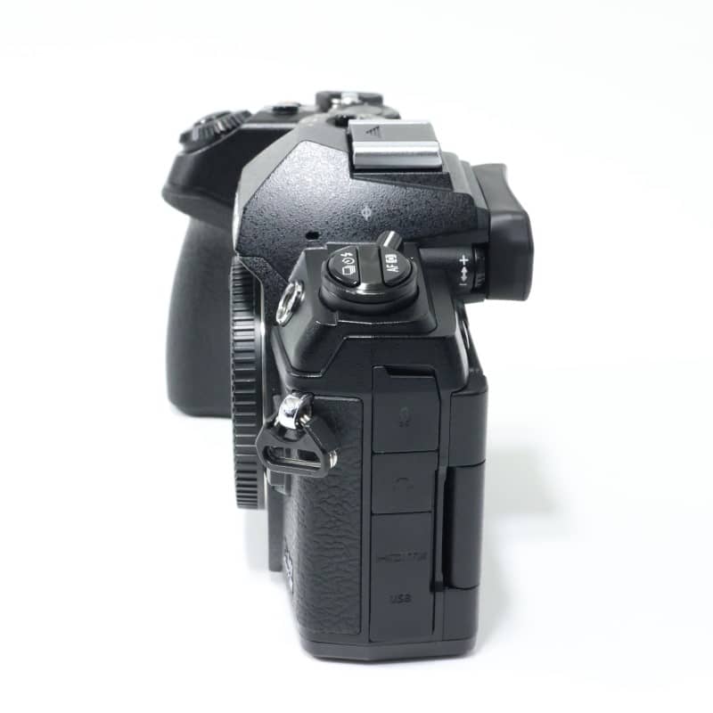 OM-D E-M1 Mark III ボディー