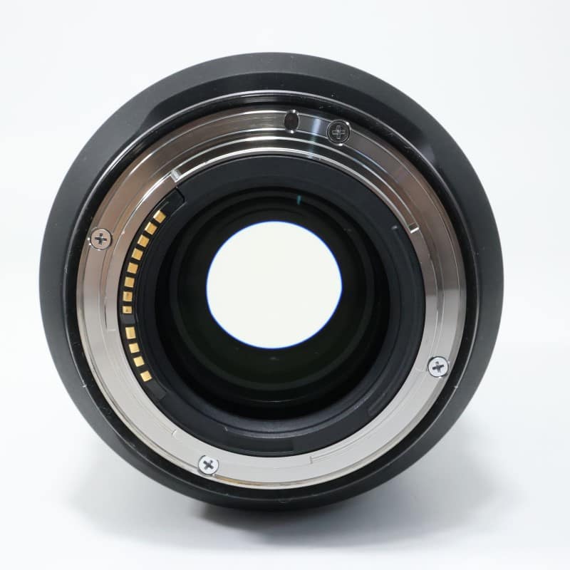 RF135mm F1.8 L IS USM