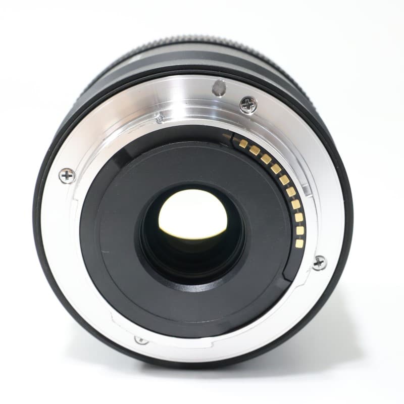 E 11mm F1.8 SEL11F18