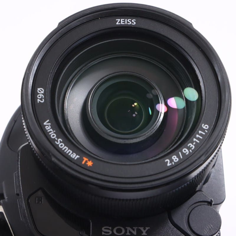 FDR-AX700 FDR-AX700/BC