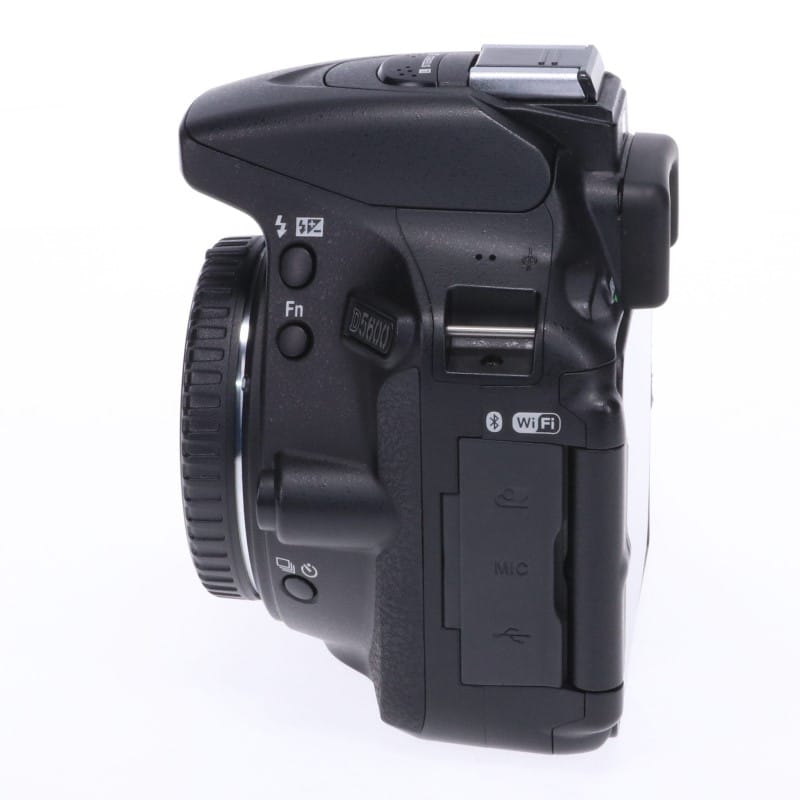 D5600 ボディ